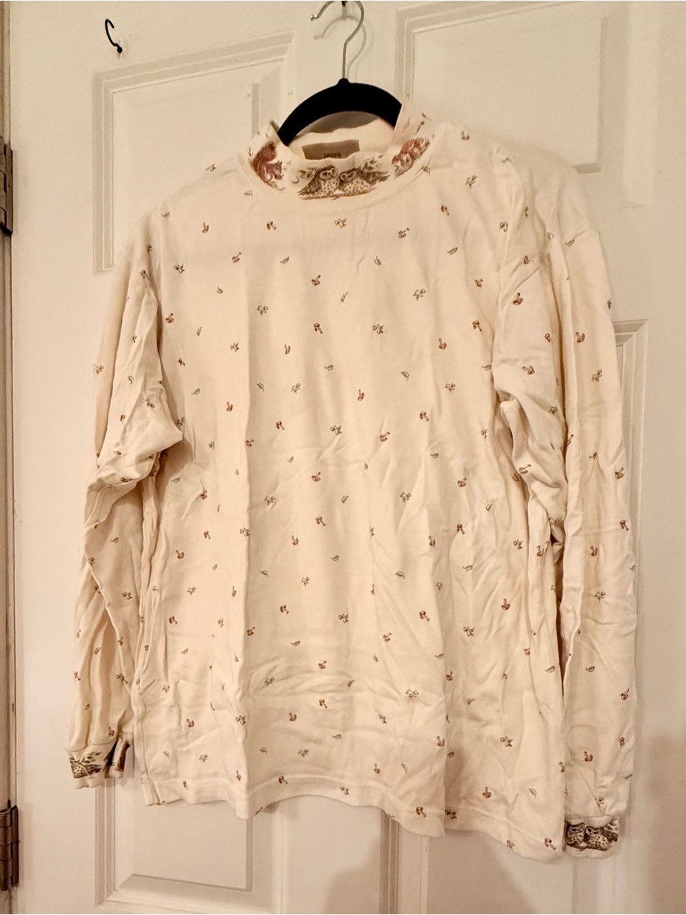 Vintage Autumn Critters Long-Sleeve Mushroom-Print Shirt